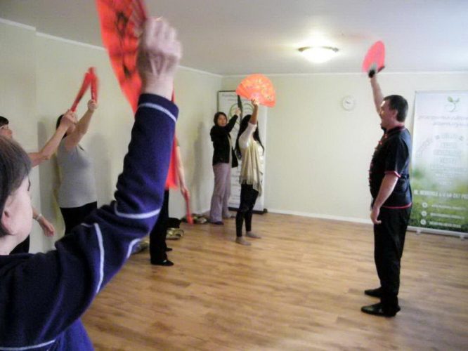 akcja-charytatywna-dla-fundacji-pomocna-mama-2016-pracownia-uwolnij-cialo-krzysztof-wadelski-2